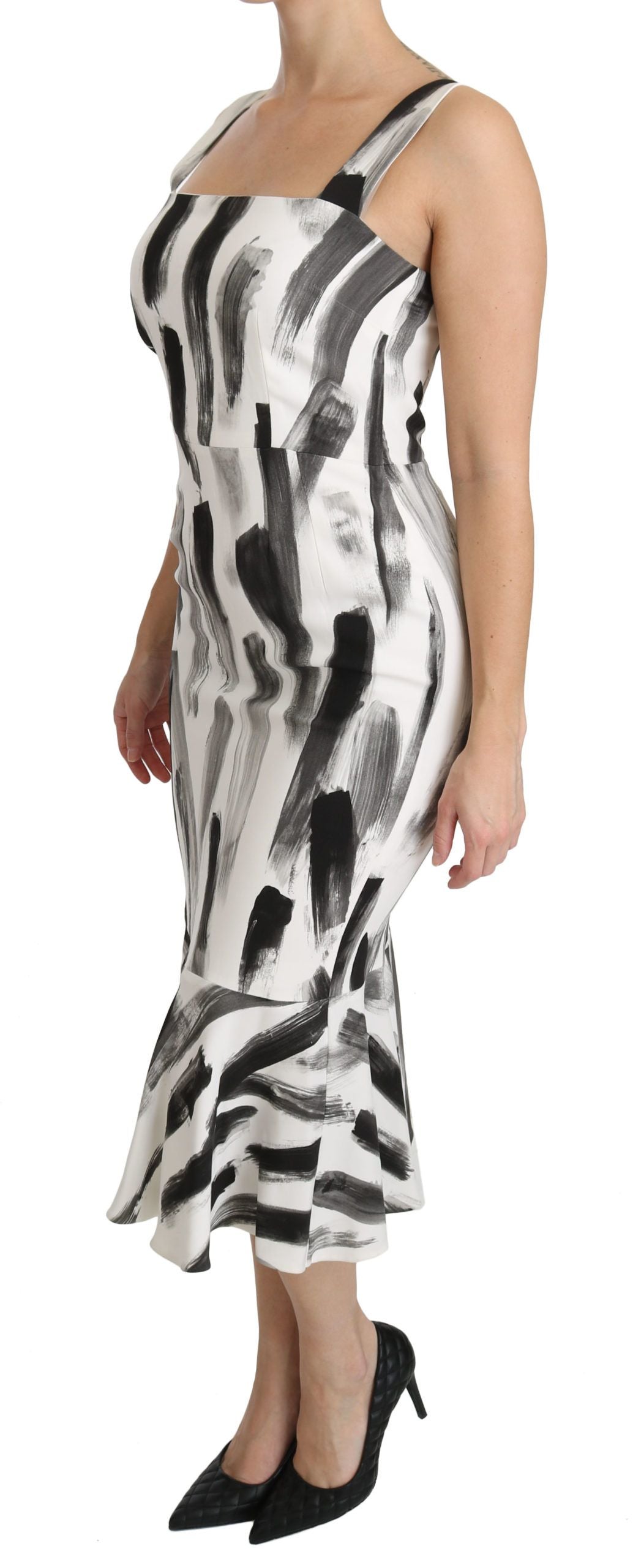 Robe fourreau mi-longue en viscose imprimée blanche et noire