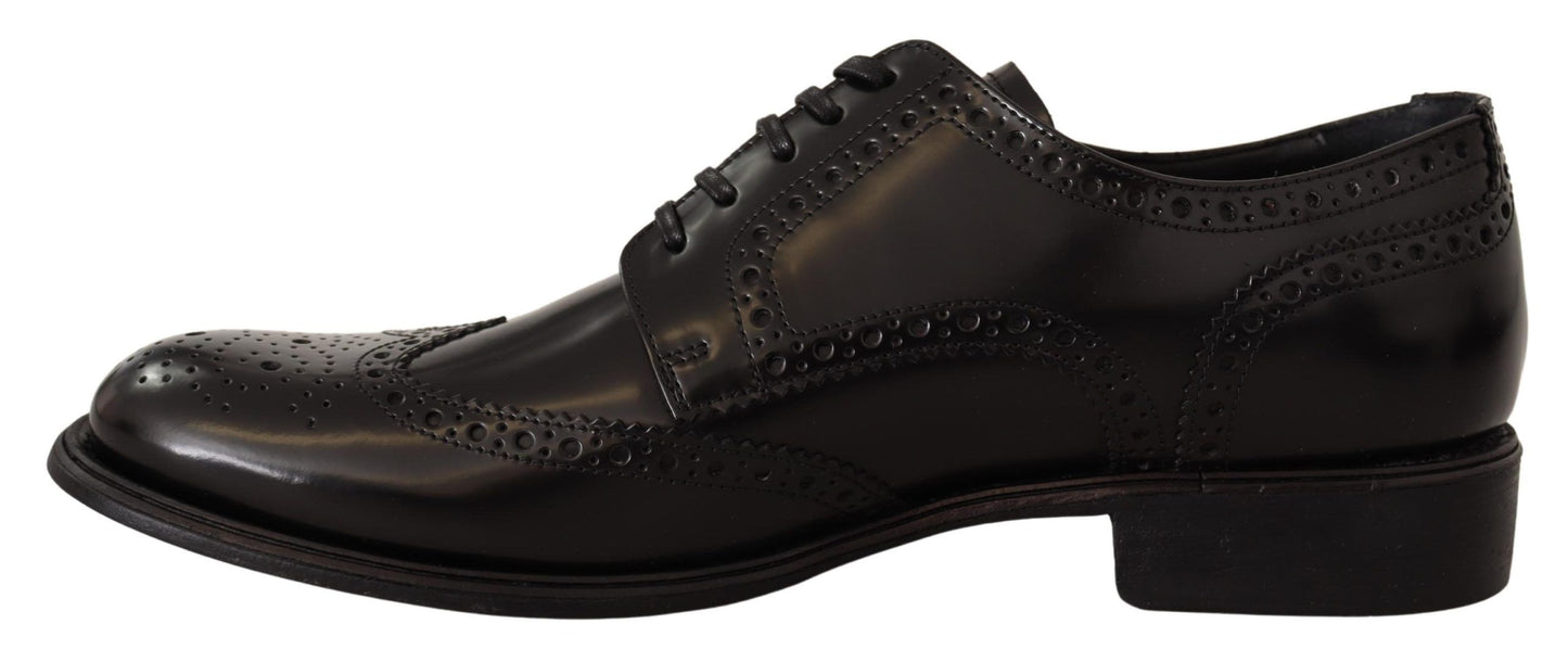 Formale Oxford-Schuhe mit Flügelspitze aus schwarzem Leder