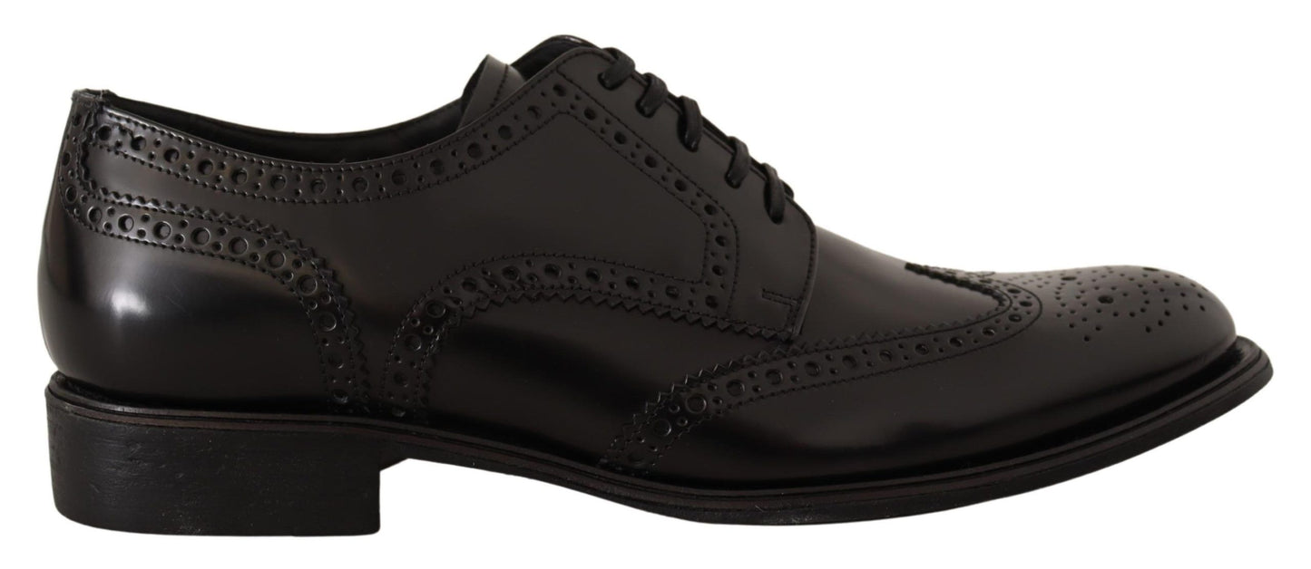 Formale Oxford-Schuhe mit Flügelspitze aus schwarzem Leder