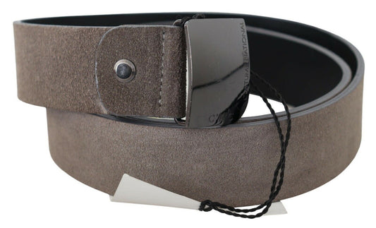 Ceinture en cuir marron avec boucle à logo carré