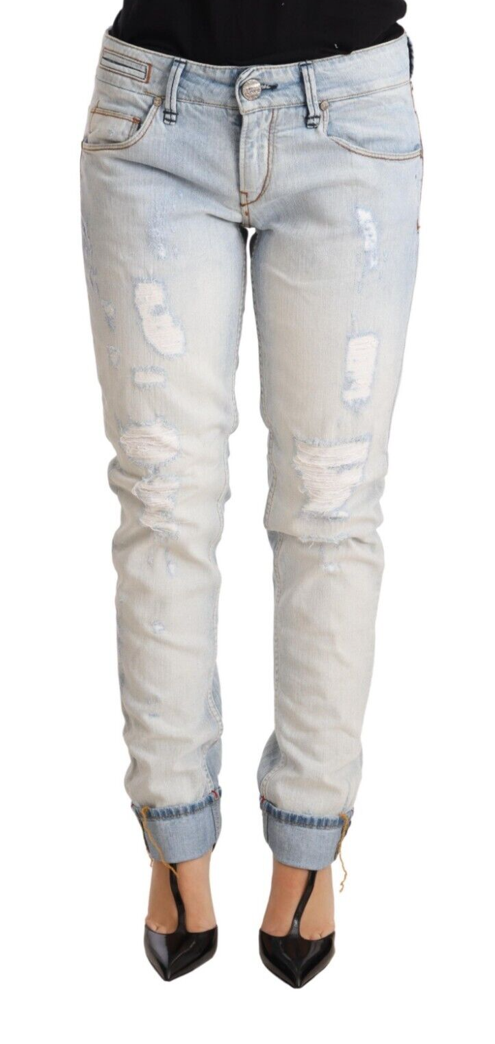 Hellblaue Denim-Jeans aus Distressed-Baumwolle mit gefaltetem Saum