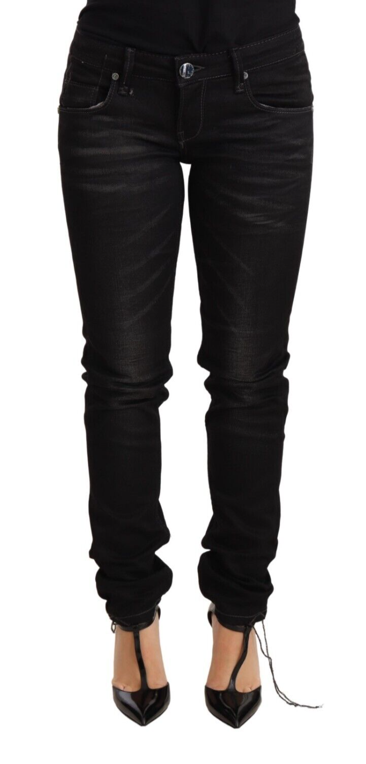 Jeans pantaloni a vita bassa in denim slim fit in cotone lavato nero