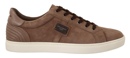 Braune Wildleder-Sneakers