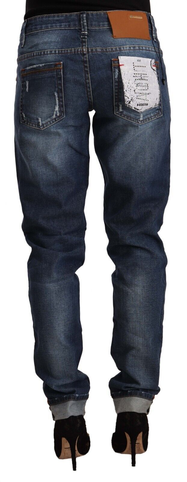 Jeans blu lavati a vita media slim fit con orlo piegato in denim