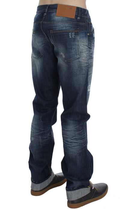 Blau gewaschene Jeans aus Baumwolldenim mit normaler Passform