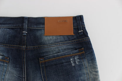 Blau gewaschene Jeans aus Baumwolldenim mit normaler Passform