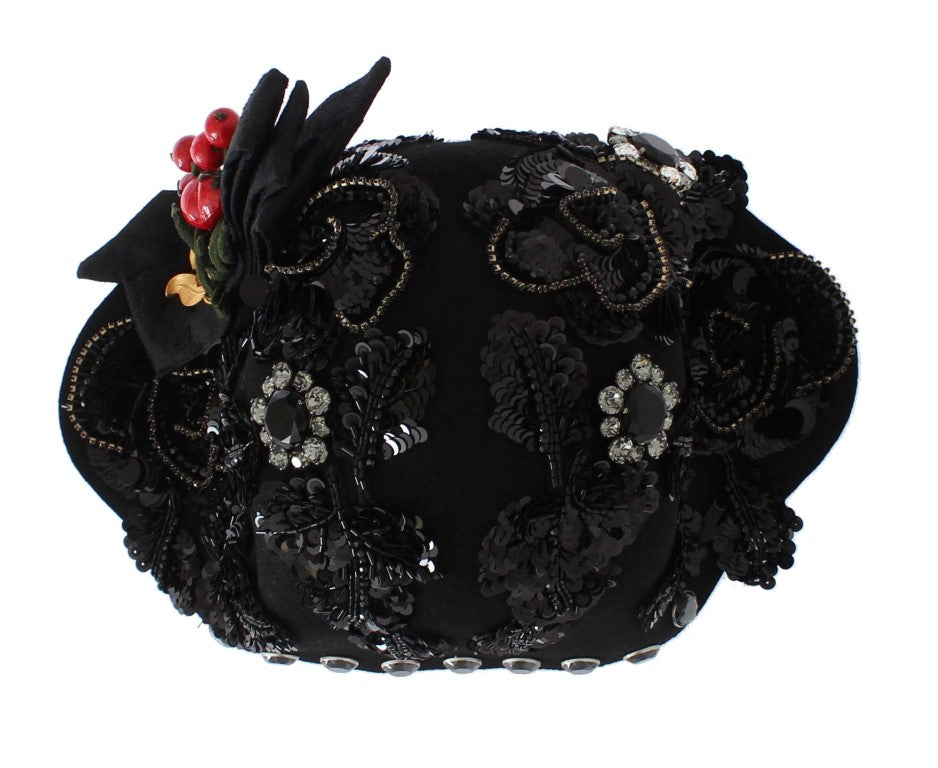 Chapeau broche cerises en cristal noir et or