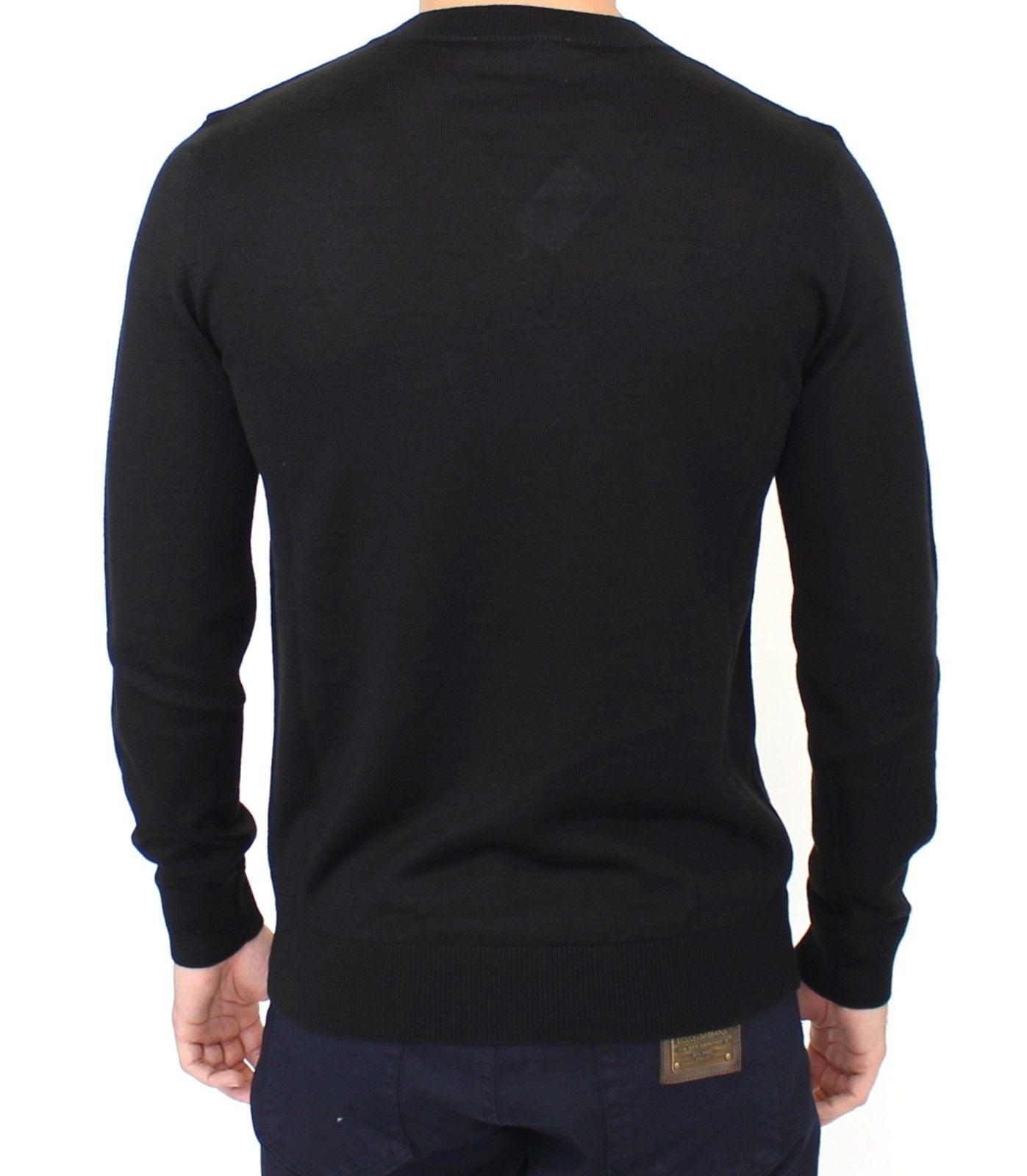 Schwarzer Pullover aus Wollmischung mit V-Ausschnitt