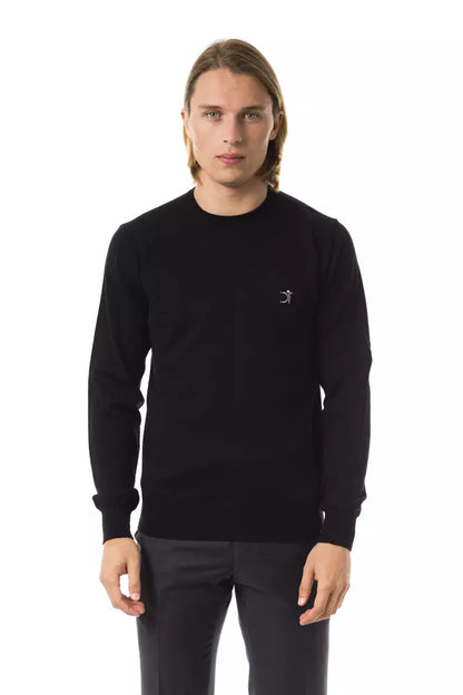 Schwarzer Pullover aus Merinowolle