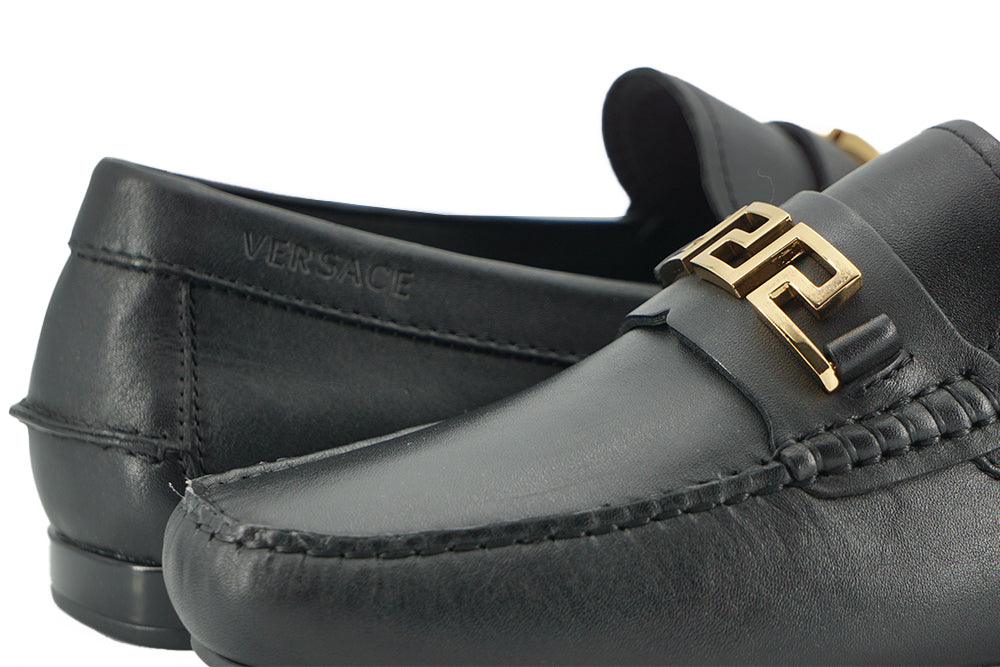 Versace Elegante schwarze Loafer aus Kalbsleder für Herren