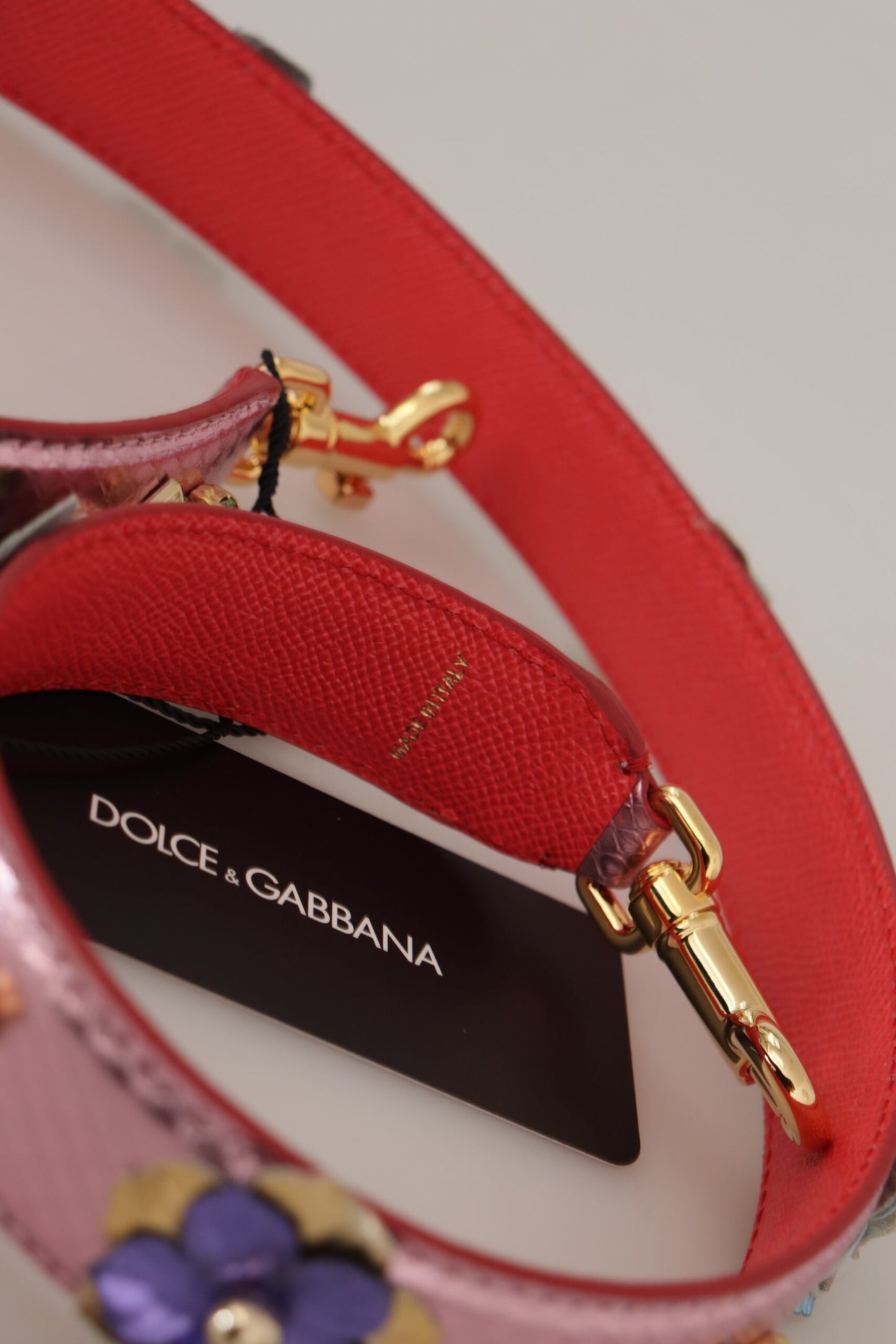 Dolce &amp; Gabbana Eleganter Schultergurt aus metallisch rosa Leder