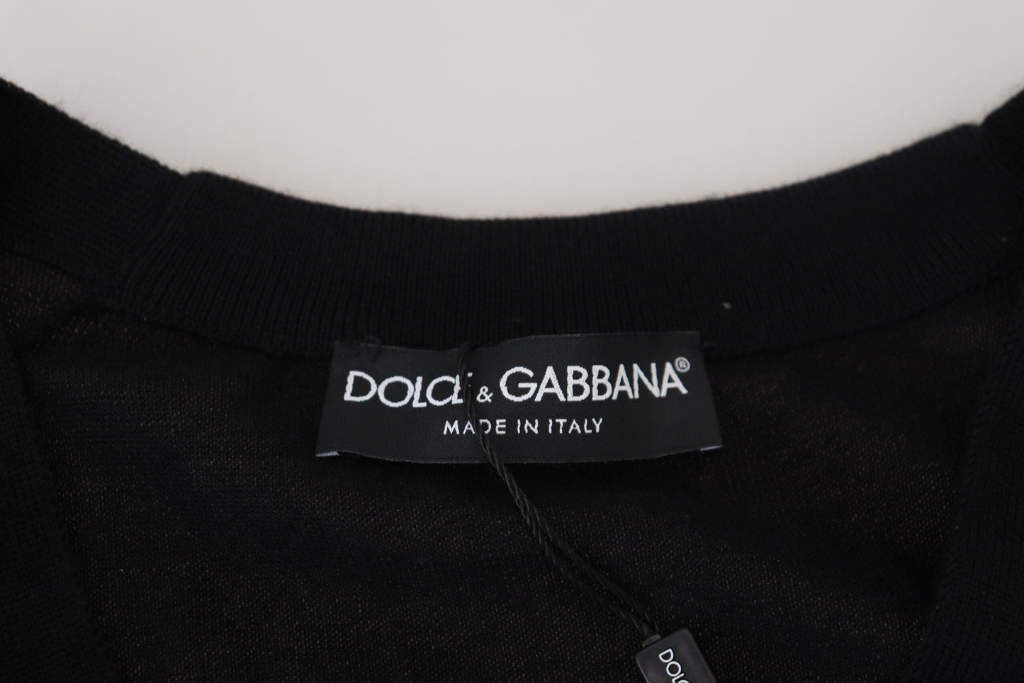 Maglione cardigan abbottonato in cashmere nero