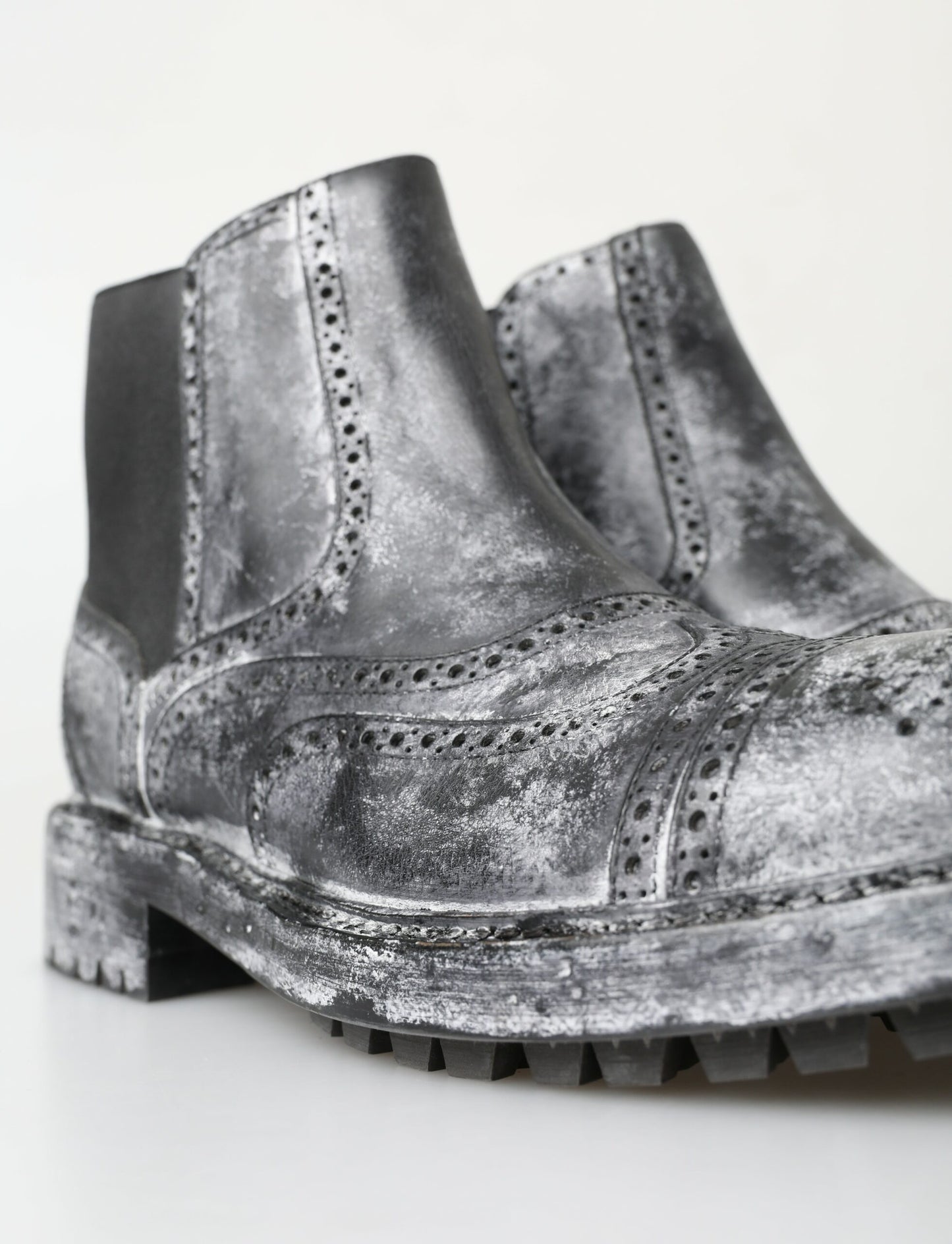 Dolce &amp; Gabbana – Elegante Chelsea-Stiefeletten in Schwarz mit verblasstem Farbton