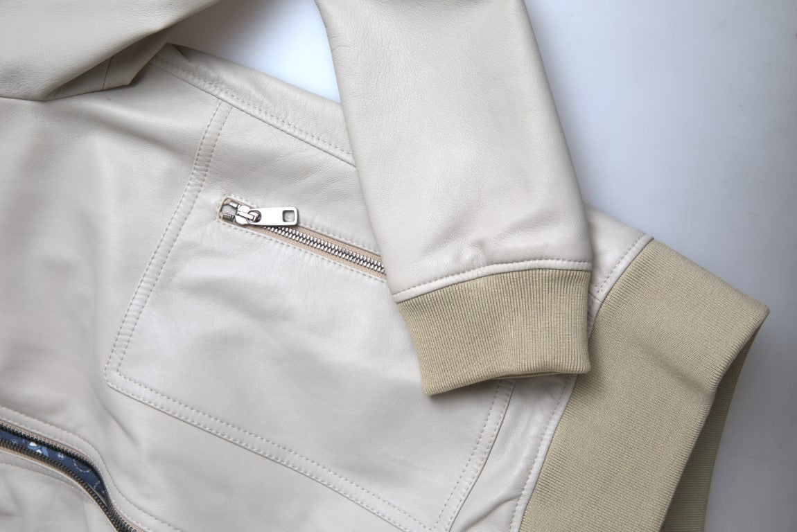 Giubbotto bomber in pelle color crema con zip intera