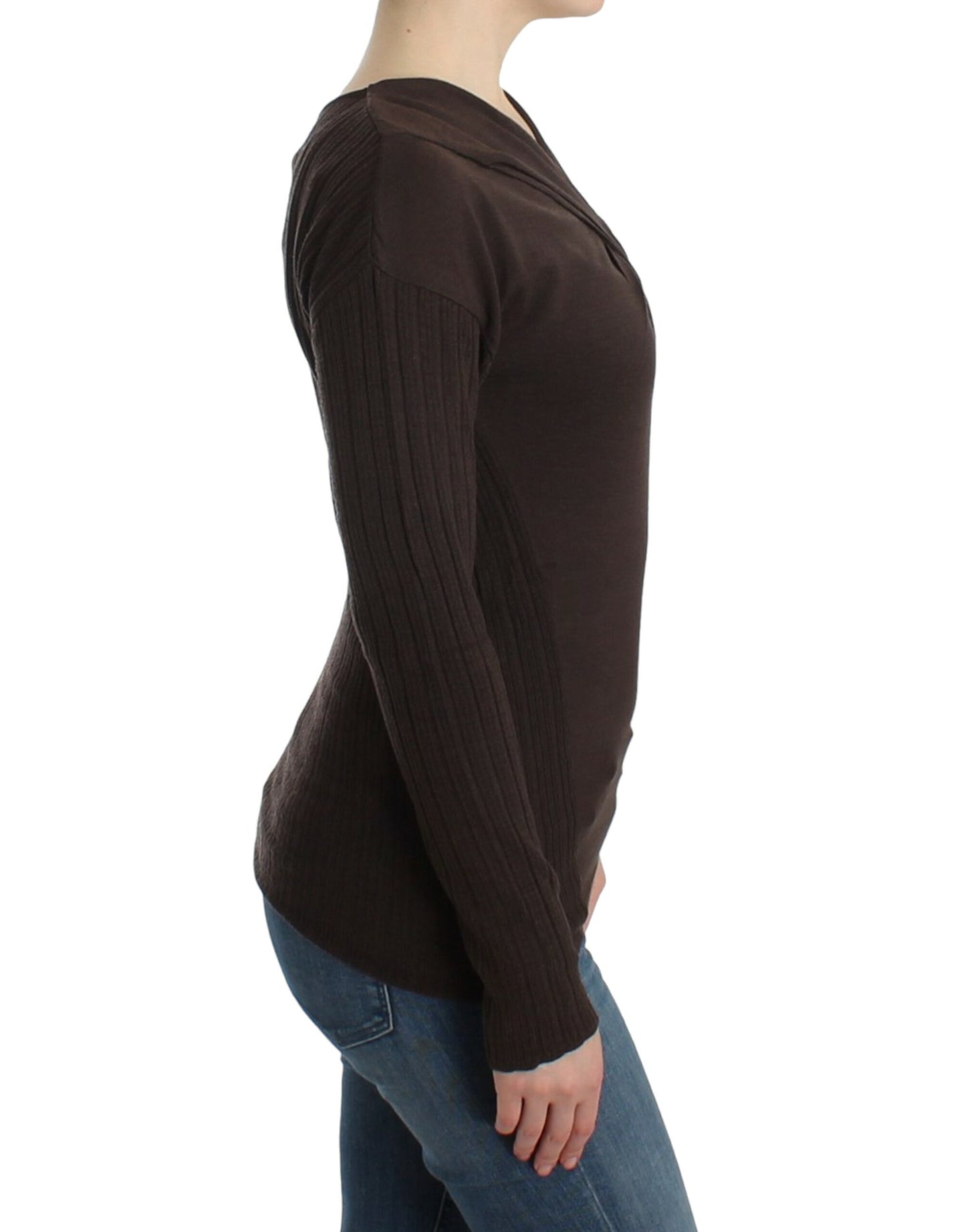 Pull en laine tricoté marron