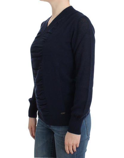 Pull en laine col V bleu foncé