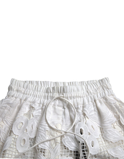 Dolce &amp; Gabbana Schicke Shorts mit hoher Taille und Spitze in reinem Weiß