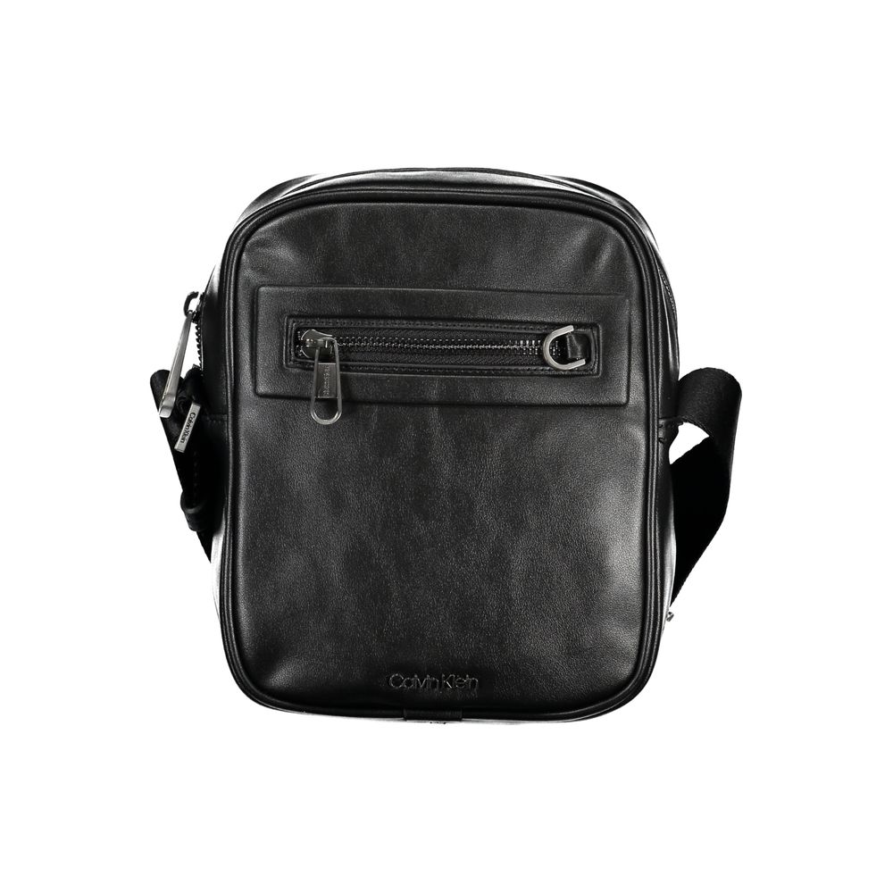 Calvin Klein – Elegante, urbane Schultertasche in Schwarz