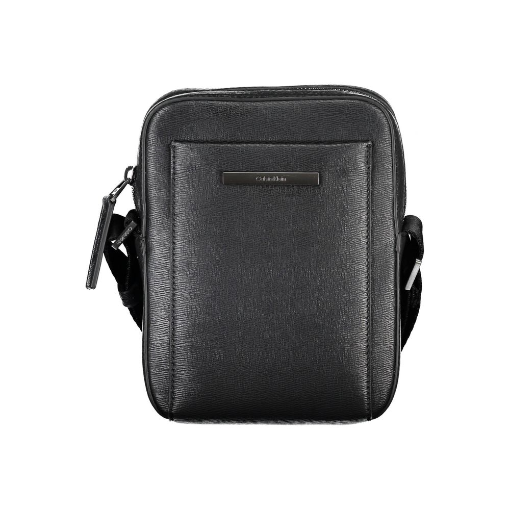 Calvin Klein – Elegante schwarze Schultertasche mit eleganten Details