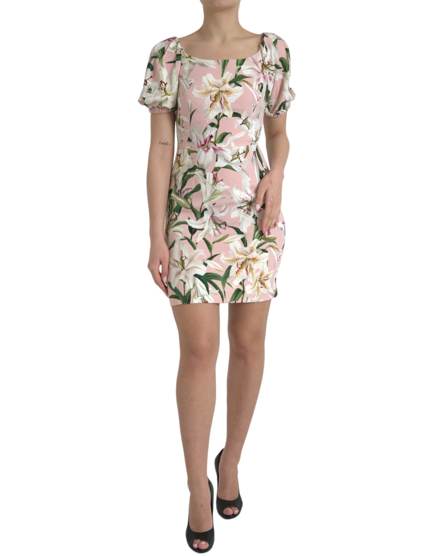 Dolce &amp; Gabbana – Elegantes Etuikleid mit rosa Lilien-Print