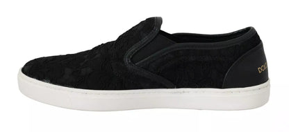 Dolce &amp; Gabbana – Flache Slip-On-Sneakers aus schwarzem Spitzenleder mit Logo