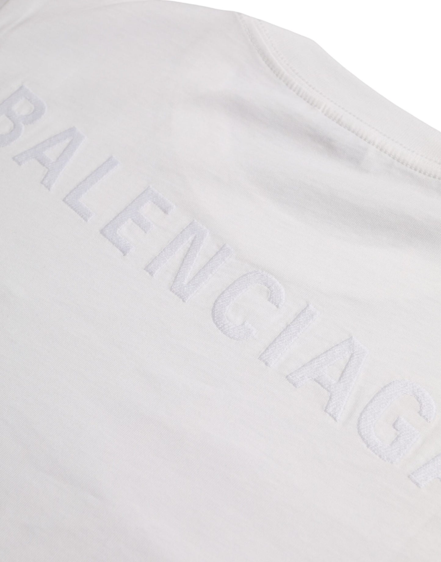 Balenciaga – Weißes T-Shirt aus Baumwolle mit Rundhalsausschnitt und kurzen Ärmeln