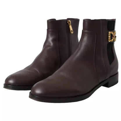 Dolce &amp; Gabbana – AMORE – Flache Stiefeletten aus braunem Leder