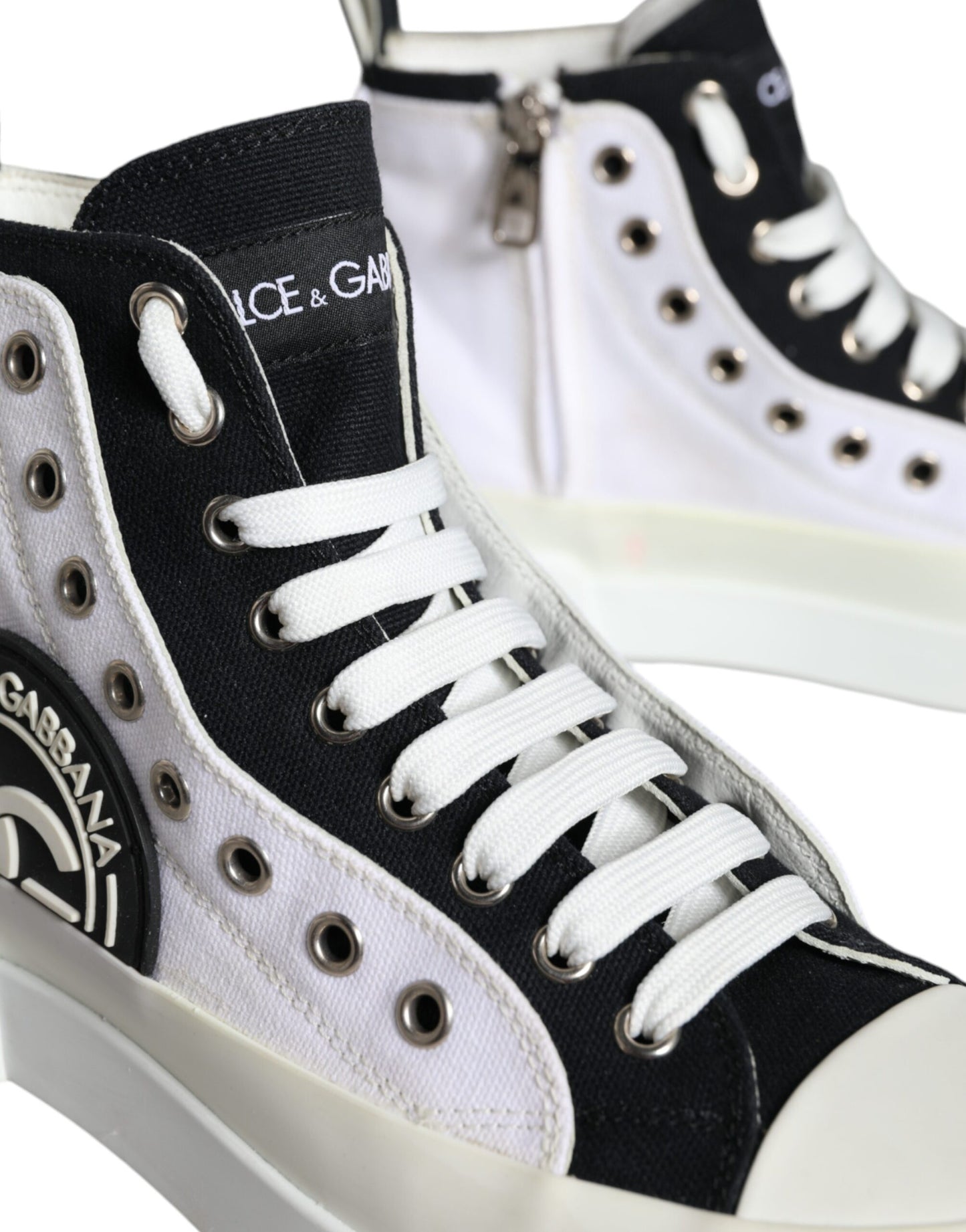 Dolce &amp; Gabbana – Weiße, schwarze Canvas-Sneaker mit Logo