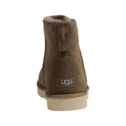 UGG – Graue Wildlederstiefel