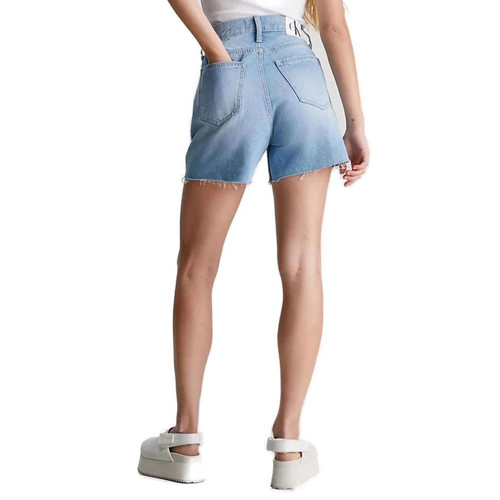 Calvin Klein Jeans – BETTER – INITIATIVE-Shorts aus Baumwolle in Hellblau