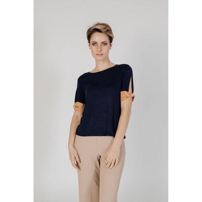 Alviero Martini Prima Classe blaue Viskose-Tops und T-Shirt