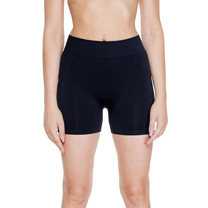 Vero Moda – Schwarze Shorts aus Polyamid