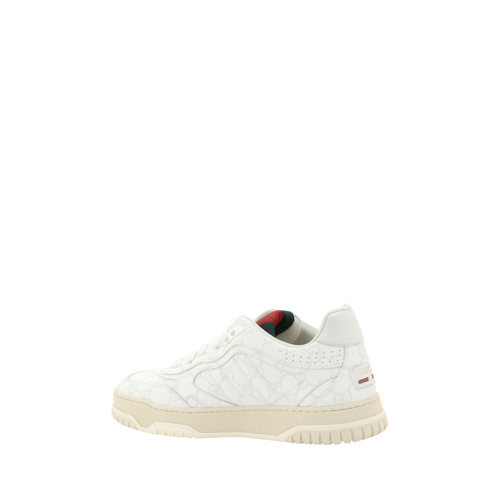 Sneakers mit Gucci-Logo