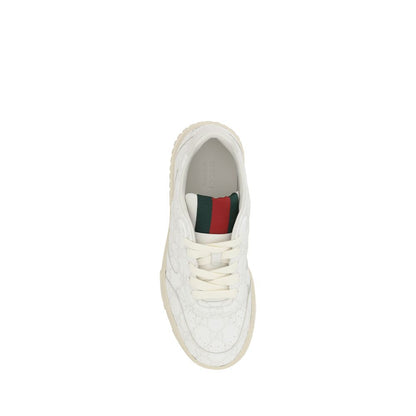 Sneakers mit Gucci-Logo