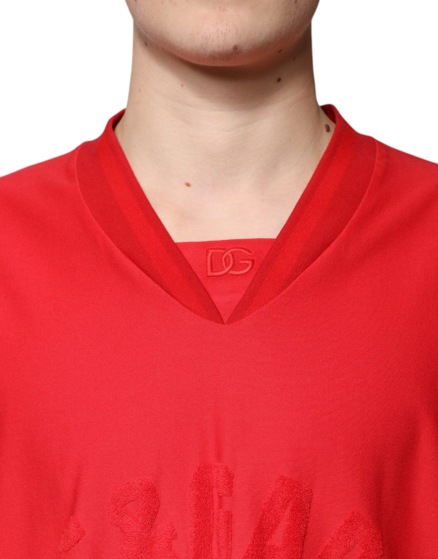 Dolce &amp; Gabbana – Rotes T-Shirt aus Baumwolle mit V-Ausschnitt und kurzen Ärmeln