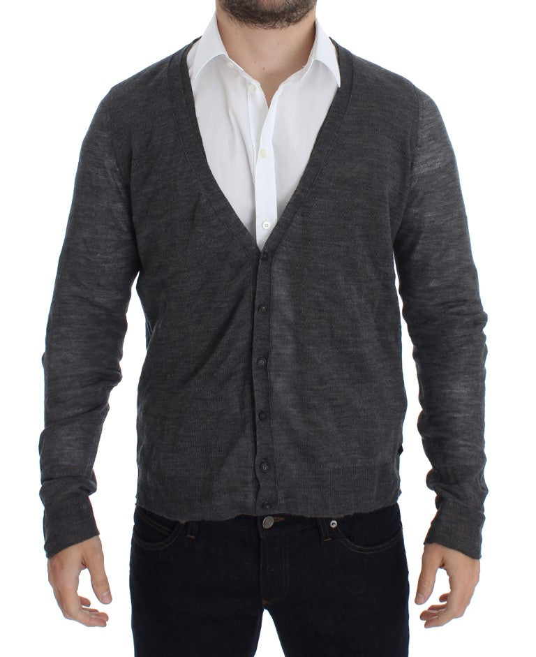 Pull cardigan boutonné en laine gris