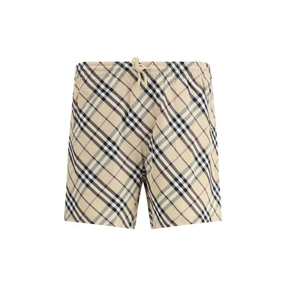 Badeshorts im Burberry-Karos-Archiv