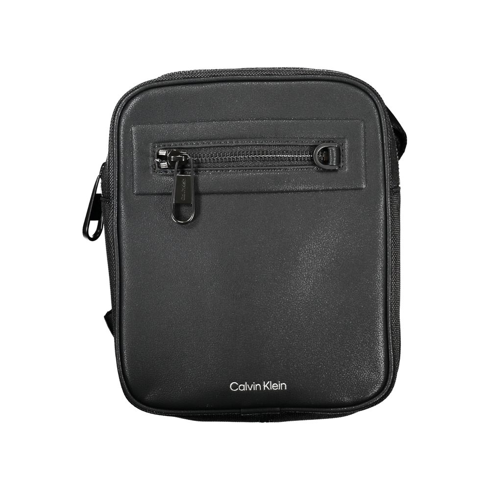 Calvin Klein – Elegante schwarze Schultertasche mit kontrastierenden Details