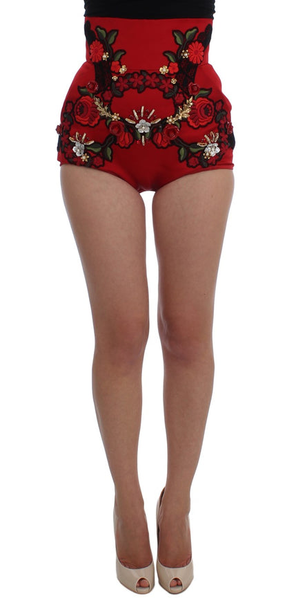 Shorts aus roter Seide mit Kristallrosen