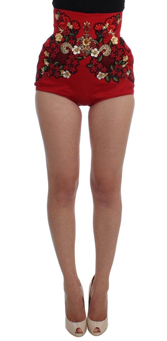 Shorts aus roter Seide mit Kristallrosen