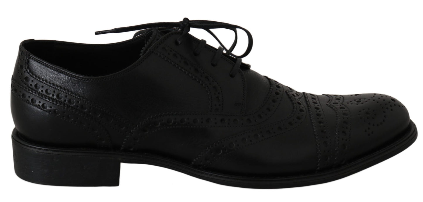 Scarpe eleganti Oxford con punta alare in pelle nera